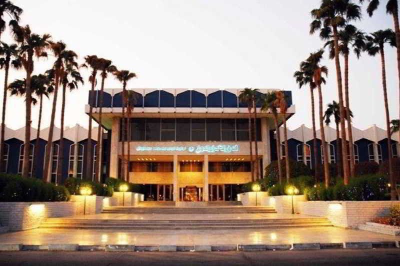 Dhahran International Ξενοδοχείο Εξωτερικό φωτογραφία